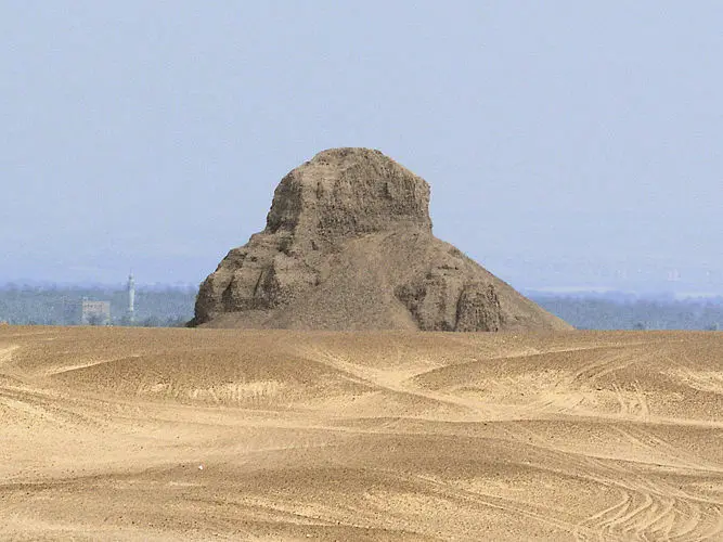 الهرم الأسود
